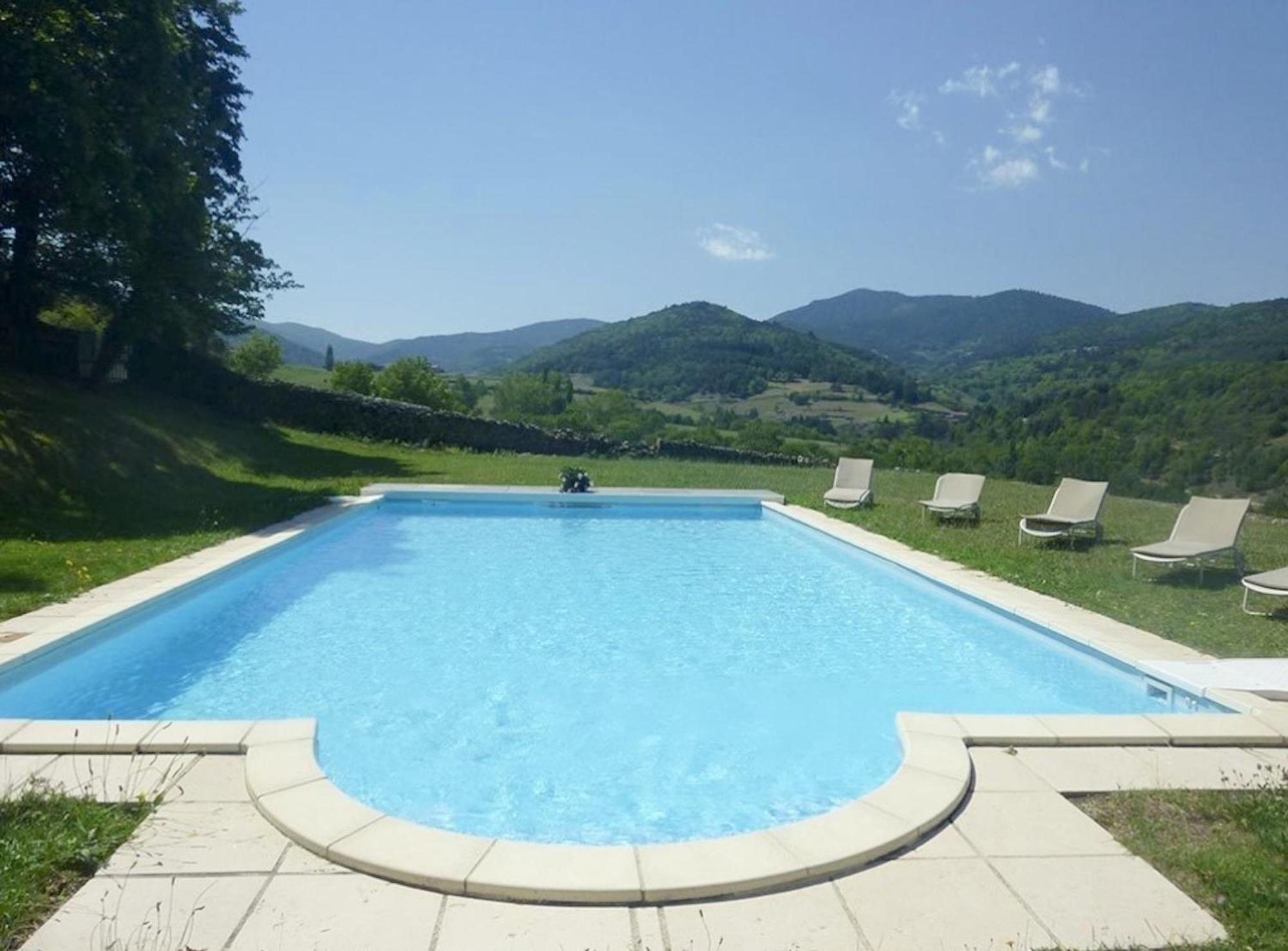 Manoir Majestueux A Satillieu Avec Piscine Privee Exterior photo